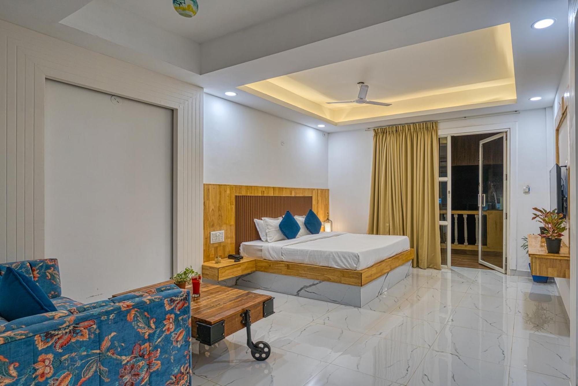 Sun In Sea Beach Resort Calangute Exterior photo